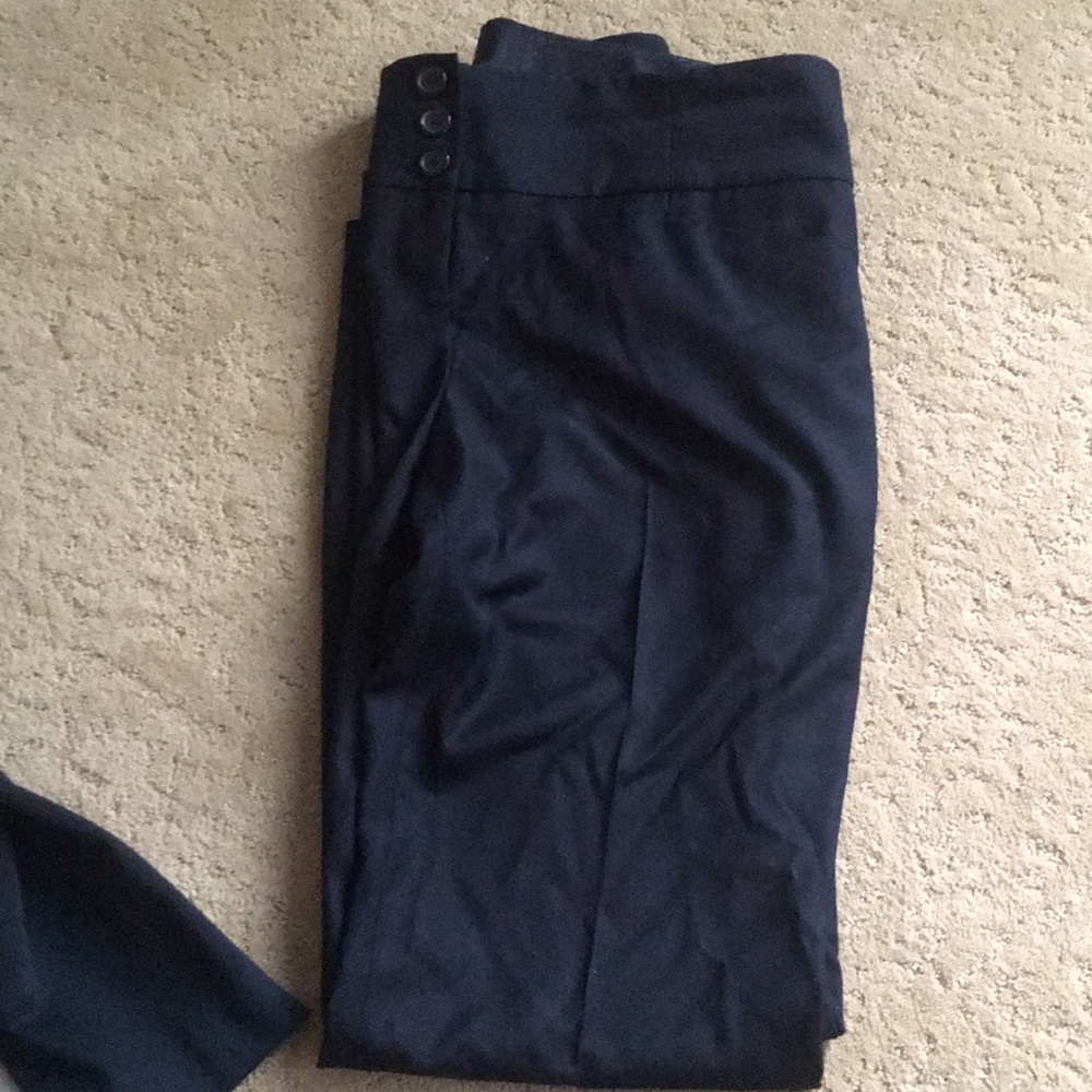 Size 8 Cassidy navy pants from the Limited